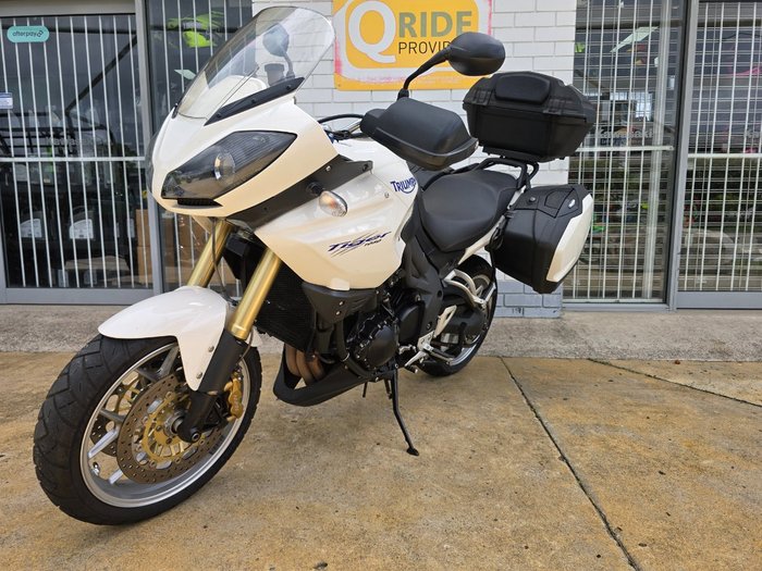 2010 Triumph TIGER 1050 White