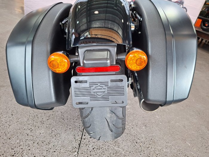 2019 HARLEY-DAVIDSON FLSB SPORT GLIDE