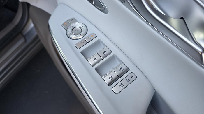 2024 Genesis GV70 3.5T SIGNATURE