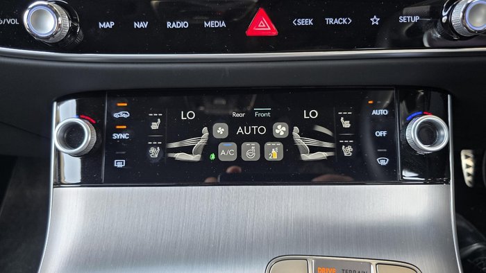 2025 Genesis GV70 3.5T SIGNATURE SPORT