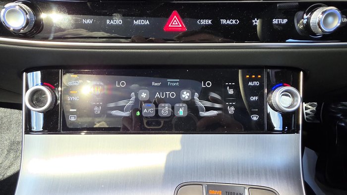 2025 Genesis GV70 3.5T SIGNATURE SPORT