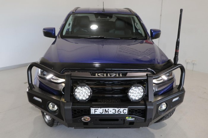 2022 Isuzu MU-X LS-T