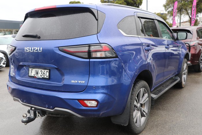 2022 Isuzu MU-X LS-T