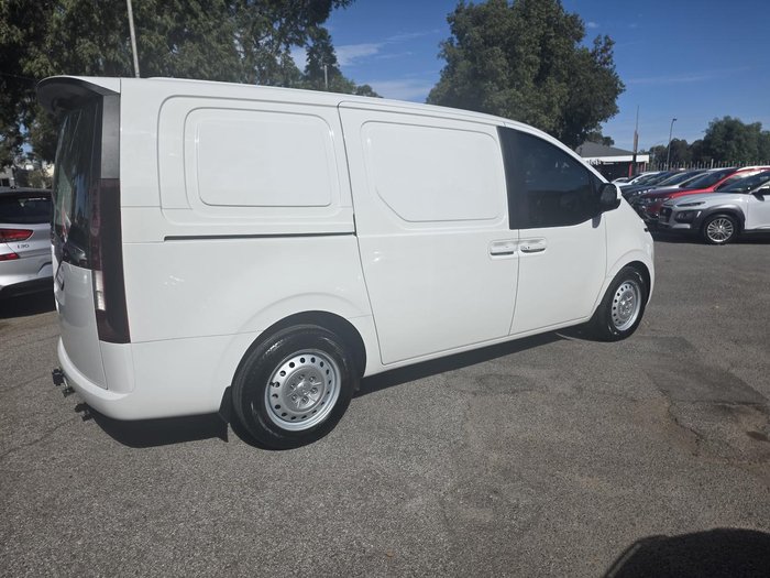 2022 Hyundai STARIA LOAD