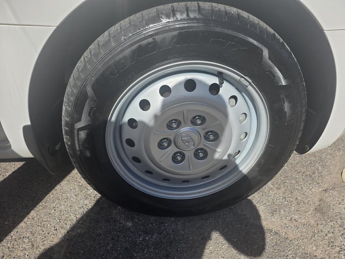 2022 Hyundai STARIA LOAD