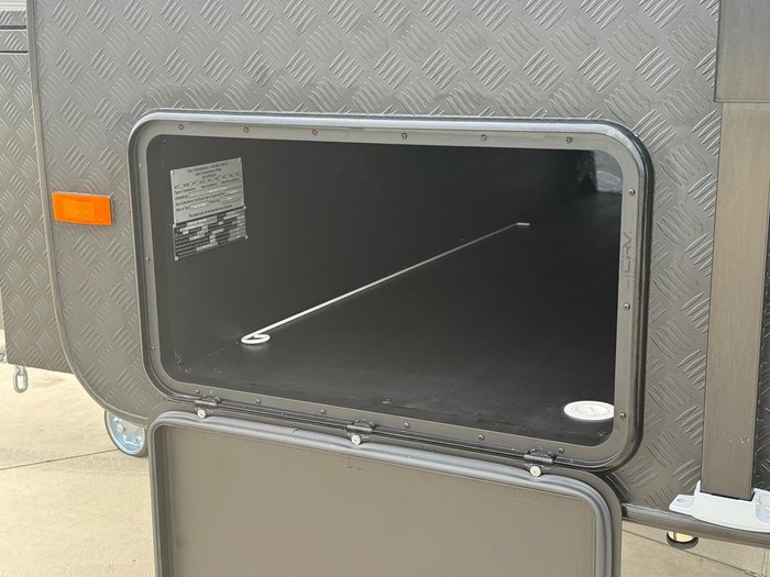 2025 New Age Caravans Manta Ray Mr16er Expedition My26