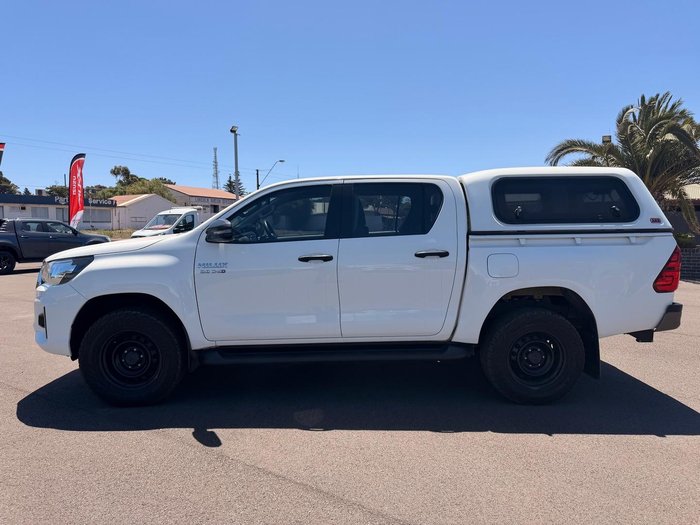 2020 Toyota Hilux SR
