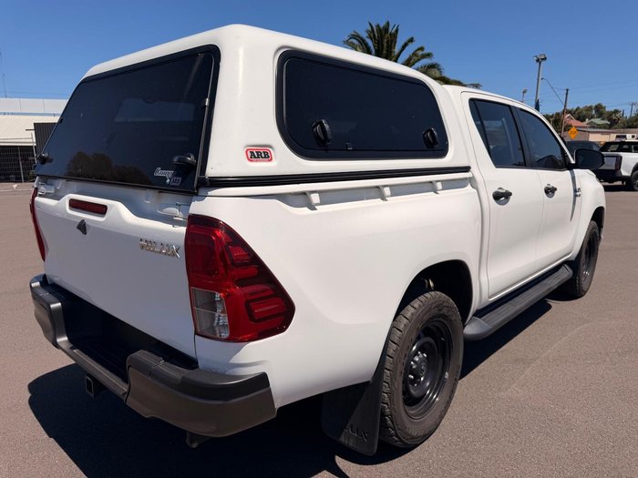 2020 Toyota Hilux SR