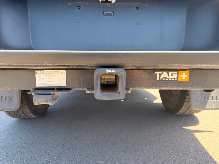 2020 Toyota Hilux SR