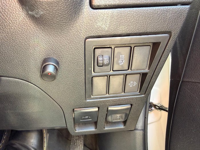 2020 Toyota Hilux SR