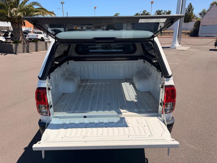 2020 Toyota Hilux SR