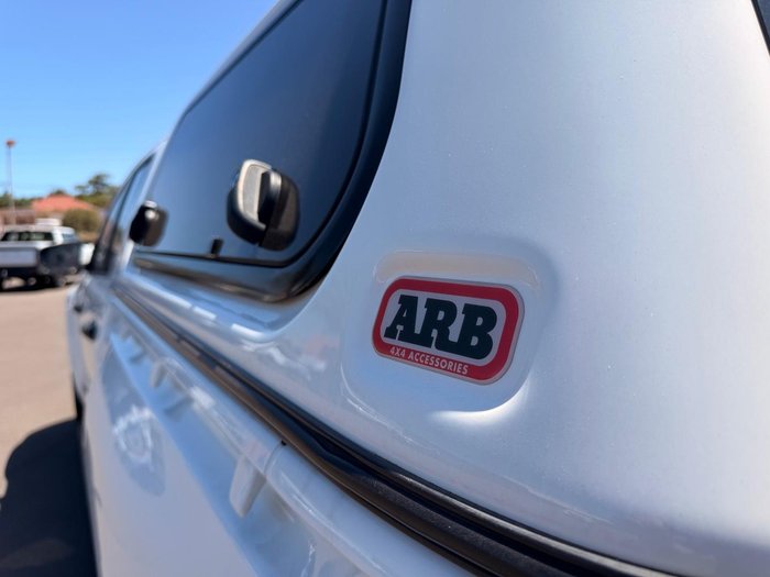 2020 Toyota Hilux SR