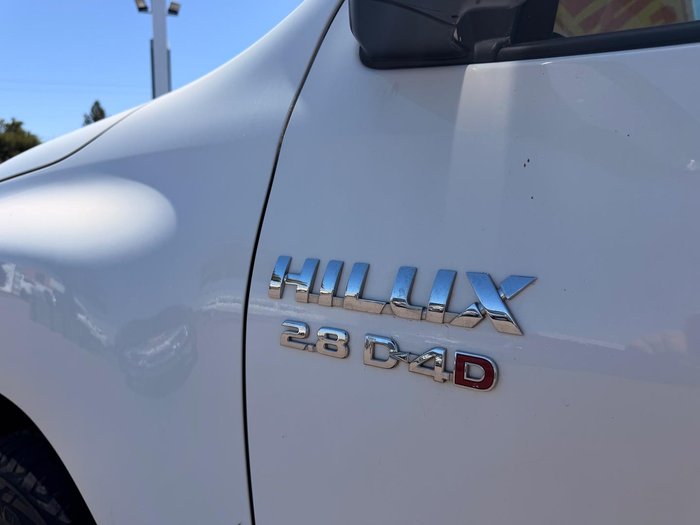 2020 Toyota Hilux SR