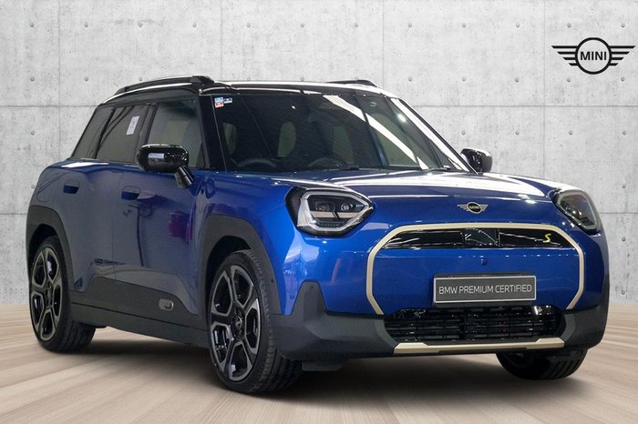 2024 MINI Aceman SE Favoured