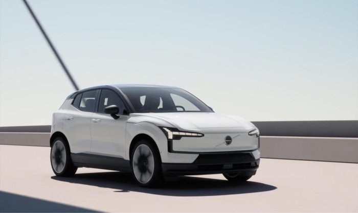 2025 Volvo EX30