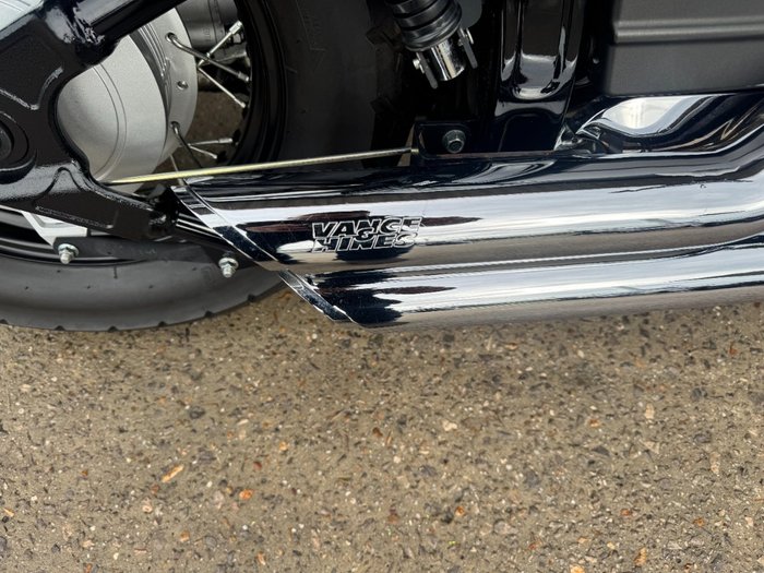 2016 Yamaha XVS650 V-STAR CUSTOM WHITE