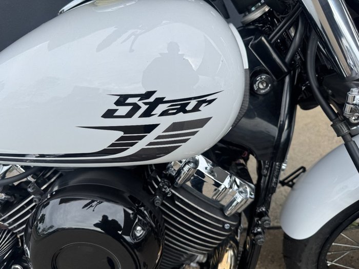 2016 Yamaha XVS650 V-STAR CUSTOM WHITE