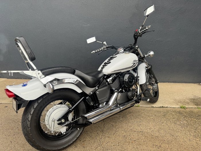 2016 Yamaha XVS650 V-STAR CUSTOM WHITE