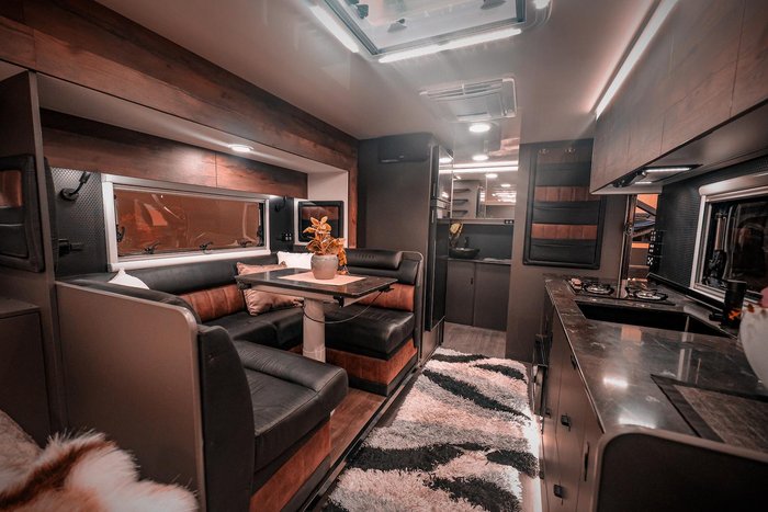 2026 Legend Caravans Tycoon Slider 23' Slideout Luxury Was$182 990 Now $172 990