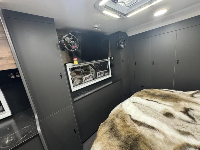 2026 Legend Caravans Tycoon Slider 23' Slideout Luxury $182 990