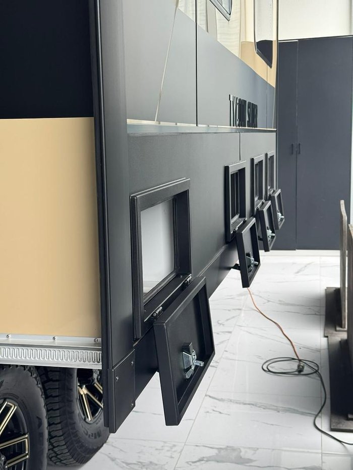 2026 Legend Caravans Tycoon Slider 23' Slideout Luxury $182 990