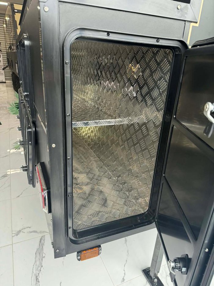 2026 Legend Caravans Tycoon Slider 23' Slideout Luxury $182 990