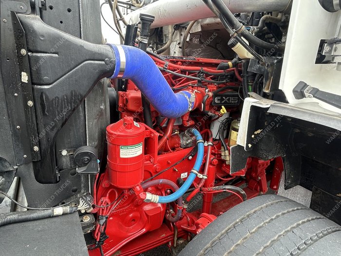 2021 Western Star 4800 Series 4800 FXC White