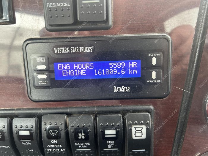 2021 Western Star 4800 Series 4800 FXC White