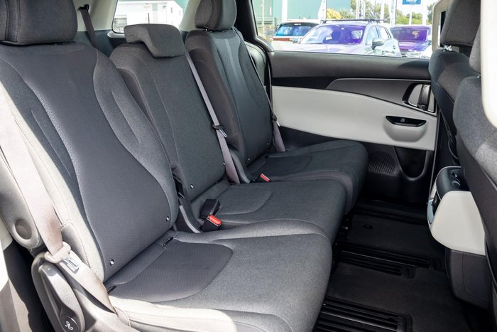 2021 Kia Carnival S