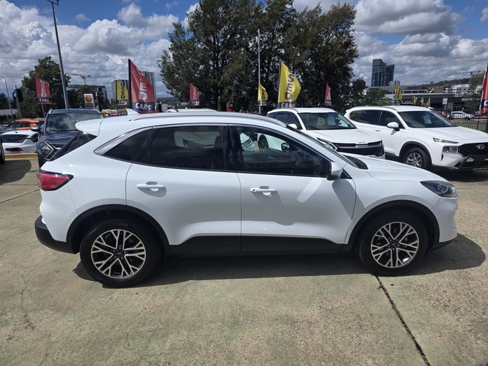 2021 Ford Escape (FWD)