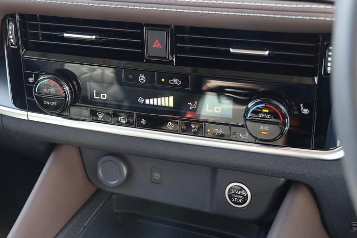 2025 Nissan QASHQAI Ti