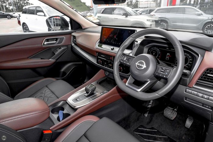 2025 Nissan QASHQAI Ti