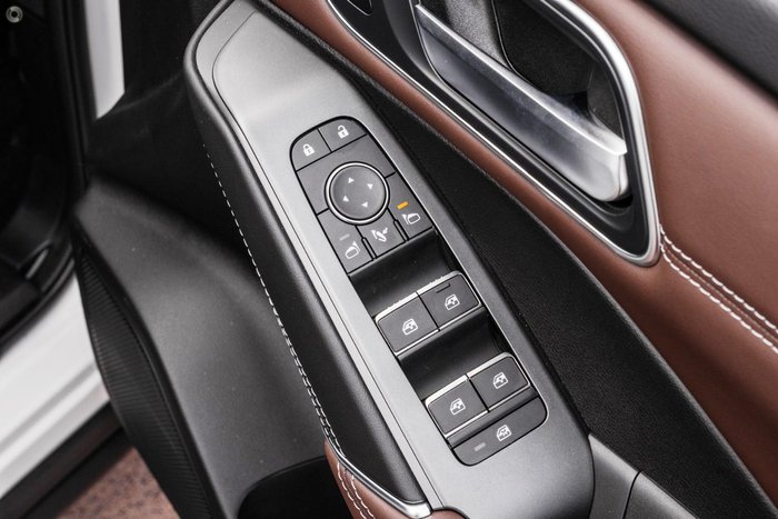 2025 Nissan QASHQAI Ti