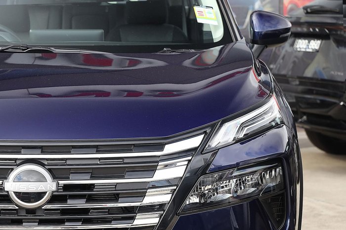 2025 Nissan X-TRAIL ST