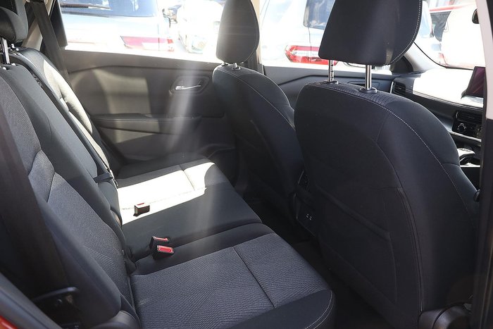 2026 Nissan X-TRAIL ST