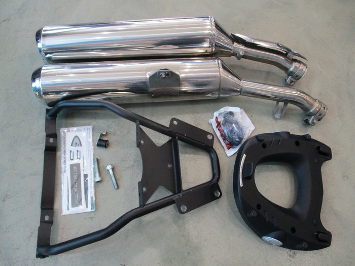 2024 Yamaha FJR1300AE BLUE