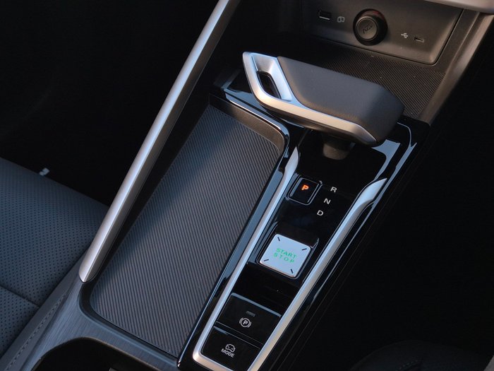 2025 MG ZS Essence Turbo