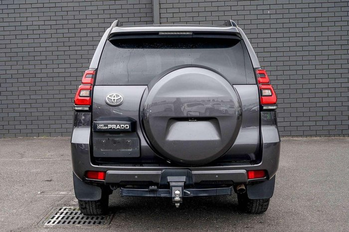 2022 Toyota Landcruiser Prado VX