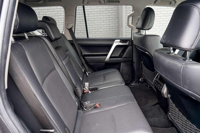 2022 Toyota Landcruiser Prado VX