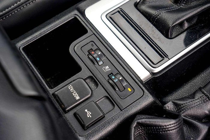 2022 Toyota Landcruiser Prado VX