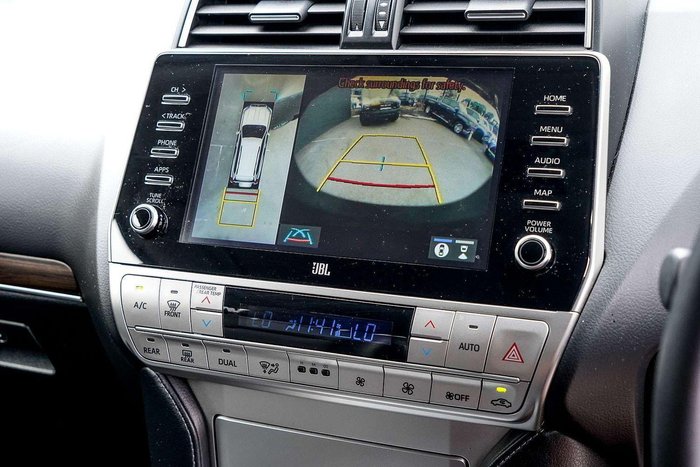 2022 Toyota Landcruiser Prado VX