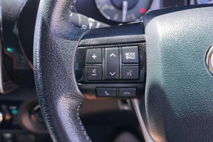 2021 Toyota Hilux SR5