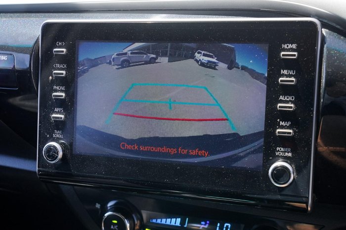 2021 Toyota Hilux SR5