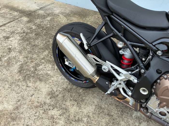 2025 BMW Motorrad S 1000 R Black