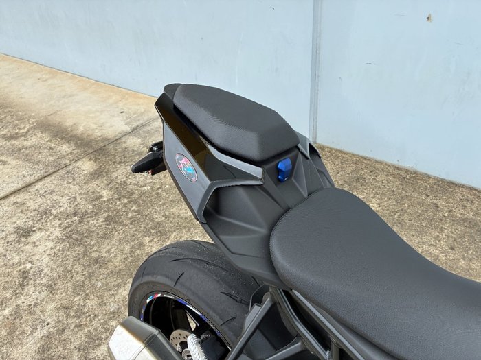 2025 BMW Motorrad S 1000 R Black