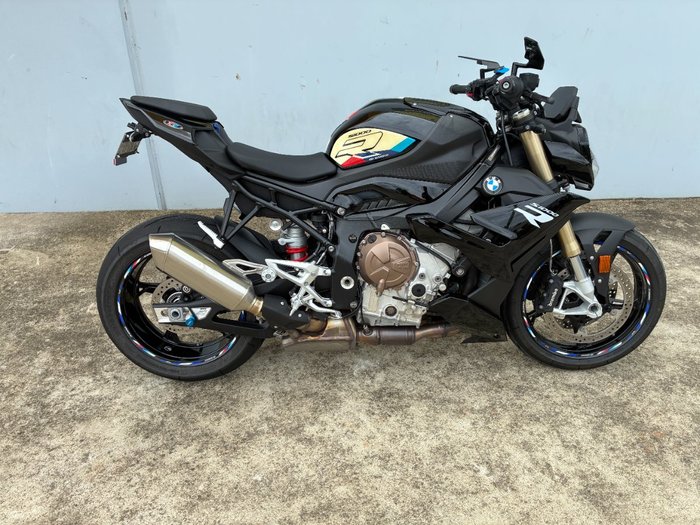 2025 BMW Motorrad S 1000 R Black