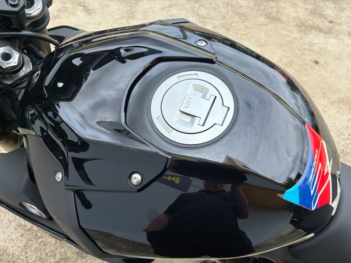 2024 BMW Motorrad S 1000 R Black