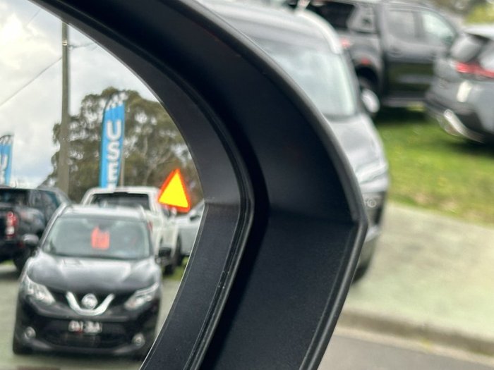 2025 Nissan X-TRAIL TI