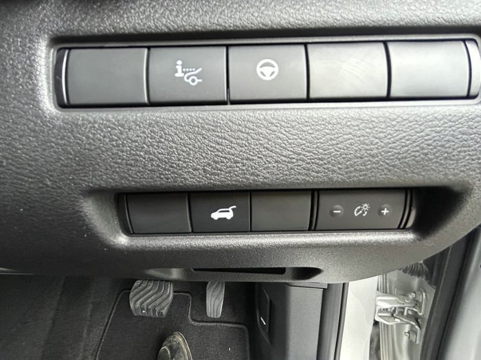 2025 Nissan X-TRAIL TI