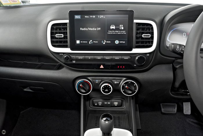 2025 Hyundai Venue Active